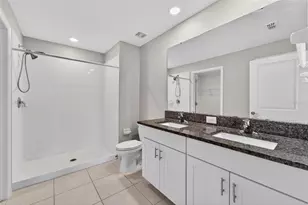 10281 Shady Preserve Dr, Riverview, FL 33578 - Photo 11