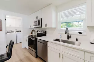 916 17th St N, Saint Petersburg, FL 33713 - Photo 21