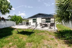 916 17th St N, Saint Petersburg, FL 33713 - Photo 51