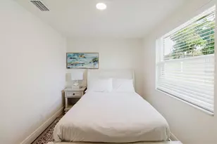 916 17th St N, Saint Petersburg, FL 33713 - Photo 35