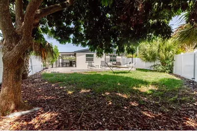 916 17th Street N, Saint Petersburg, FL 33713 - Photo 53