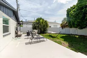 916 17th St N, Saint Petersburg, FL 33713 - Photo 45