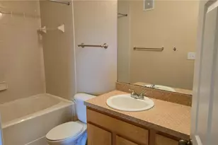 10211 Courtney Palms Blvd, Tampa, FL 33619 - Photo 15