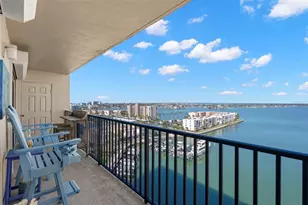 7300 Sun Island Dr S, Saint Petersburg, FL 33707 - Photo 11