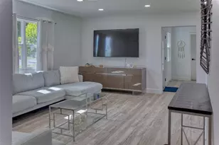 1301 Woodbine St, Clearwater, FL 33755 - Photo 9