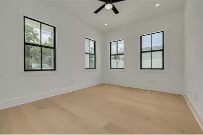 520 48th Avenue N, Saint Petersburg, FL 33703 - Photo 19