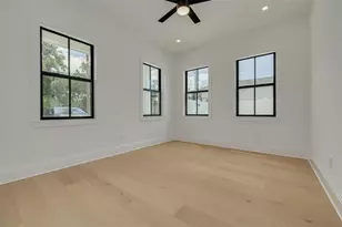 520 48th Ave N, Saint Petersburg, FL 33703 - Photo 19