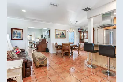 3662 24th Avenue N, Saint Petersburg, FL 33713 - Photo 7
