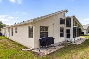 262 Hartford Ct, Spring Hill, FL 34609 - Photo 9