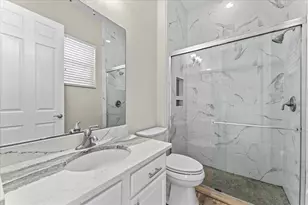 27335 Roseling Ct, Wesley Chapel, FL 33544 - Photo 17