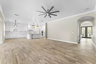 27335 Roseling Ct, Wesley Chapel, FL 33544 - Photo 9