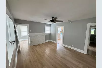 1847 19th Street S, Saint Petersburg, FL 33712 - Photo 23