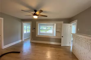 1847 19th St S, Saint Petersburg, FL 33712 - Photo 15