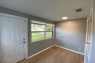 1847 19th St S, Saint Petersburg, FL 33712 - Photo 11