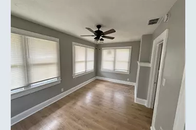 1847 19th Street S, Saint Petersburg, FL 33712 - Photo 17