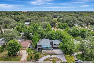312 S Riverhills Dr, Tampa, FL 33617 - Photo 5