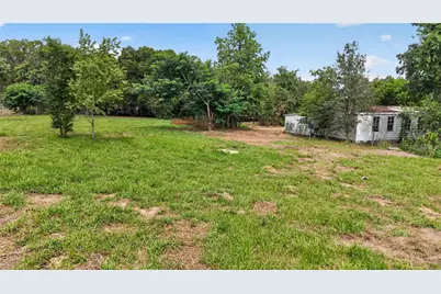 8608 Hamster Drive, Zephyrhills, FL 33540 - Photo 15