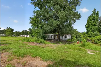 8608 Hamster Drive, Zephyrhills, FL 33540 - Photo 17