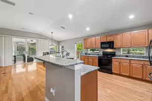 4734 Whispering Wind Ave, Tampa, FL 33614 - Photo 5