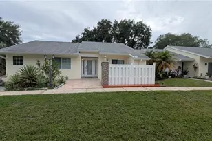 4000 Poinciana Ct, Palm Harbor, FL 34684 - Photo 1