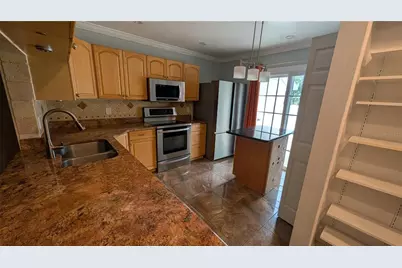 4000 Poinciana Court, Palm Harbor, FL 34684 - Photo 9