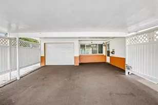 5415 1st St NE, Saint Petersburg, FL 33703 - Photo 3