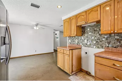 5415 1st Street NE, Saint Petersburg, FL 33703 - Photo 5