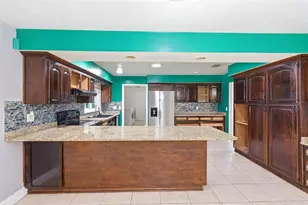 1606 Lark Ln, Brandon, FL 33510 - Photo 23