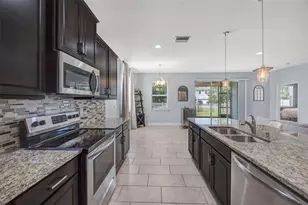 32876 Sand Creek Dr, Wesley Chapel, FL 33543 - Photo 15