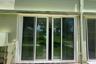4890 Bay St NE, Saint Petersburg, FL 33703 - Photo 21
