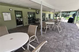4890 Bay St NE, Saint Petersburg, FL 33703 - Photo 19