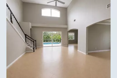 10103 Deercliff Drive, Tampa, FL 33647 - Photo 3