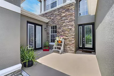 10103 Deercliff Drive, Tampa, FL 33647 - Photo 9
