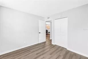 4715 Bay St NE, Saint Petersburg, FL 33703 - Photo 23
