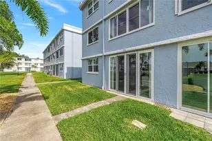4715 Bay St NE, Saint Petersburg, FL 33703 - Photo 27