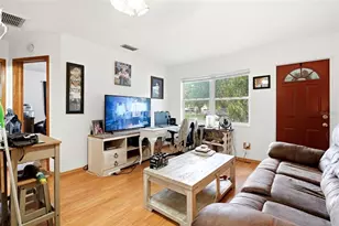 7301 8th St N, Saint Petersburg, FL 33702 - Photo 5