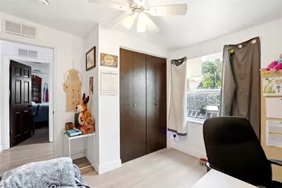 7301 8th Street N, Saint Petersburg, FL 33702 - Photo 33