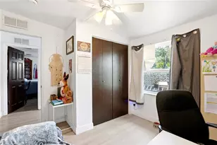 7301 8th St N, Saint Petersburg, FL 33702 - Photo 33