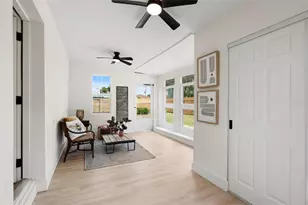 4200 58th Ave N, Saint Petersburg, FL 33714 - Photo 19