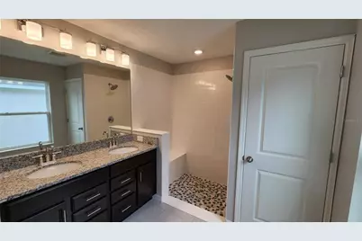 9938 Mesic Woods Avenue, Seffner, FL 33584 - Photo 17