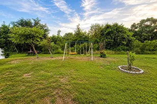 9126 Freedom Hill Dr, Seffner, FL 33584 - Photo 19