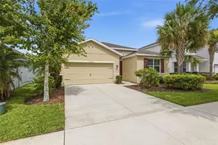 7533 Lantern Park Ave, Apollo Beach, FL 33572 - Photo 5
