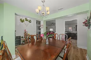 1621 Doves View Cir, Auburndale, FL 33823 - Photo 11
