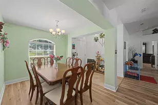 1621 Doves View Cir, Auburndale, FL 33823 - Photo 9