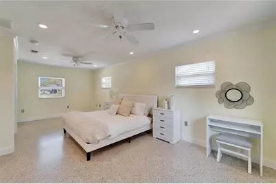 8702 Driftwood Drive, Tampa, FL 33615 - Photo 5