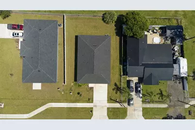 906 7th Street, Wimauma, FL 33598 - Photo 3