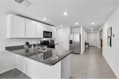 10208 Golden Light Court, Riverview, FL 33578 - Photo 5