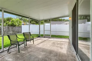 30446 Tremont Dr, Wesley Chapel, FL 33543 - Photo 29