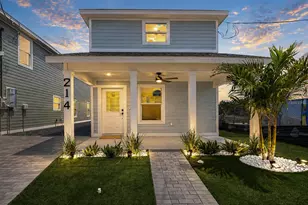 214 8th Ave Dr W, Bradenton, FL 34205 - Photo 1