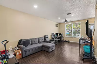 6236 Osprey Lake Circle, Riverview, FL 33578 - Photo 11